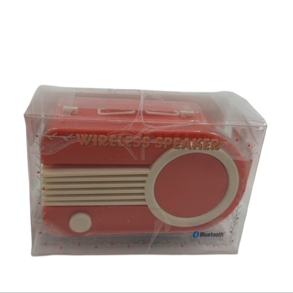 🎶 Target Bullseye 2023 VIVITAR Retro Radio Bluetooth Speaker 4.5" - NIB! 🎶 - Picture 1 of 6